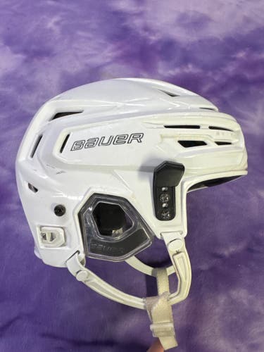 White Medium Bauer Re-Akt 150 Helmet (Used)