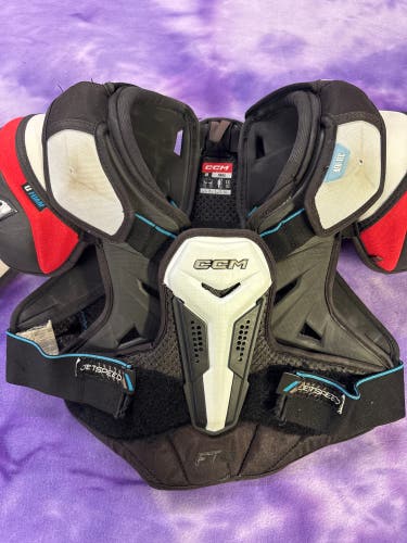 Small Senior CCM JetSpeed FT6 Shoulder Pads (Used)