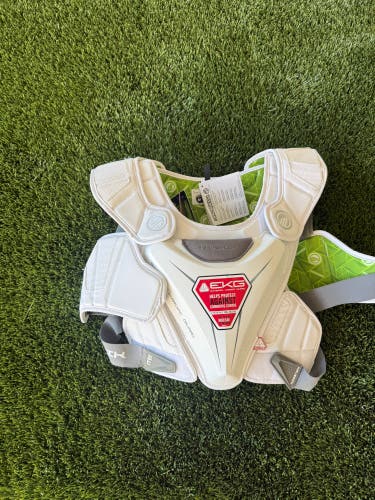 Medium Youth Maverik M5 Shoulder Pads (New)