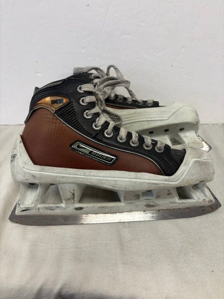 Bauer Supreme One95 Hockey Goalie Skates Regular Width Size 5 (Used)
