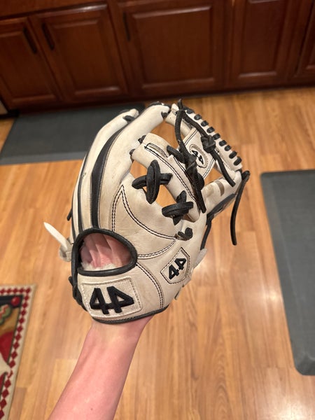 44 Pro 44 RH Outfield Baseball Glove 11.75" (Used)