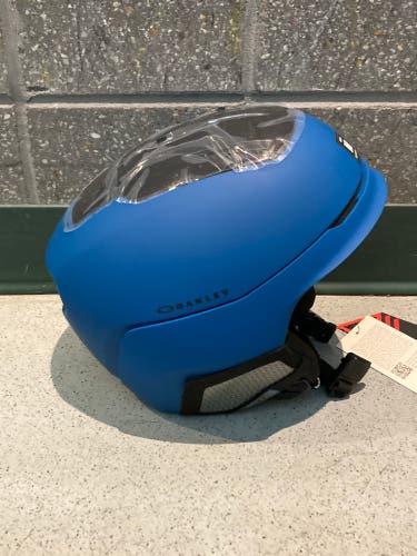 NEW Oakley MOD 5 MIPS Ski Helmet MD | Box Included