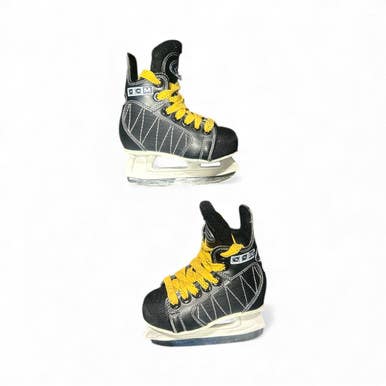 Used CCM POWERLINE 60 Youth Hockey Skate Youth 09.0 11873-S000218507