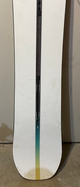 Used 2022 Burton Custom Flying-V snowboard; Size: 158 cm