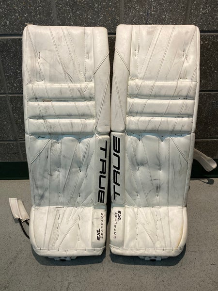 30" INT True Goalie Leg Pads (Used)