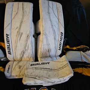 30" Bauer GSX Goalie Leg Pads (Used)