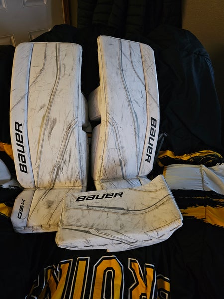 30" Bauer GSX Goalie Leg Pads (Used)