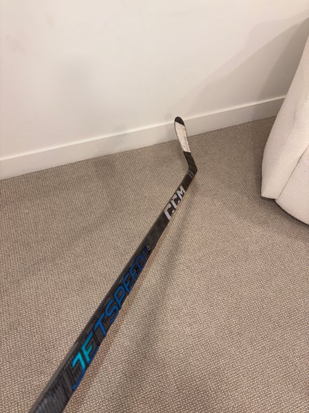 Intermediate CCM JetSpeed FT6 Pro Left Hand Hockey Stick P28 55 Flex (Used)