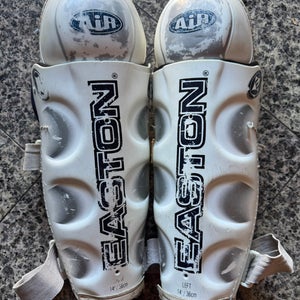 SENIOR 14” 36 CM EASTON AIR SHIN GUARD ICE HOCKEY LEG PROTECTIVE EQUIPMENT USED