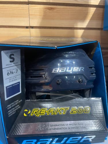 Small Bauer Re-Akt 200 Helmet (New)
