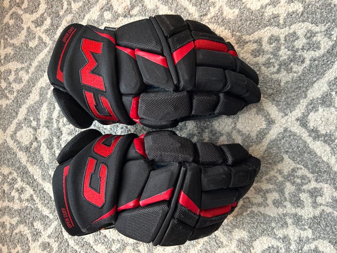 CCM JetSpeed FT6 Gloves 13" (Used)