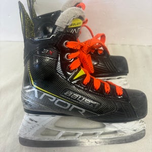 Bauer Vapor 3X Hockey Skates Regular Width 13 (Used)