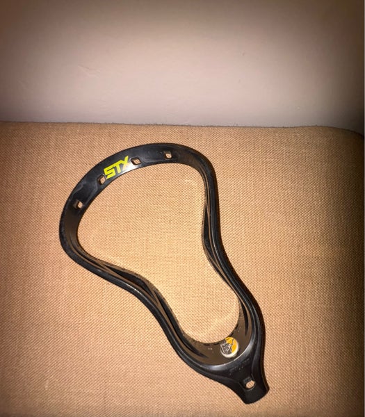 STX Stallion 900 Unstrung Head (Used)