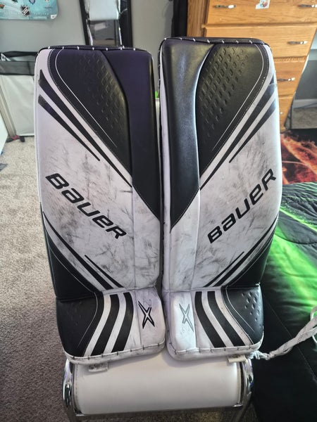 Small Bauer Vapor 2X Goalie Leg Pads (Used)