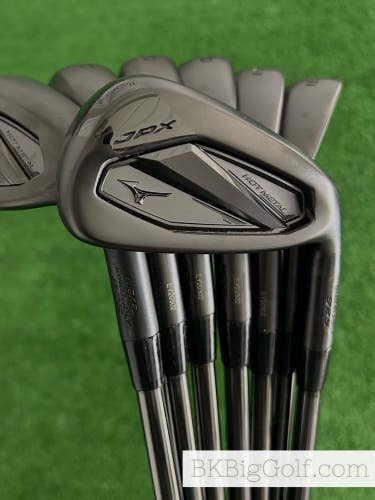 Mizuno JPX 925 Hot Metal Black Iron Set 5-G / KBS Tour Lite Stiff