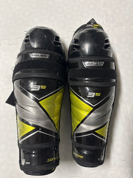 Junior Bauer Supreme 3S 12" Shin Pads (Used)