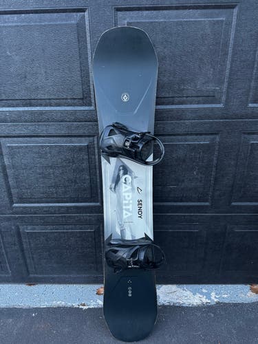 Unisex CAPiTA Snowboard Freestyle With burton size med step on Bindings Stiff Flex 154 cm