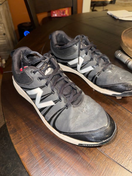 Black Men's Size M 12.0 (W 13.0) New Balance Metal (Used)