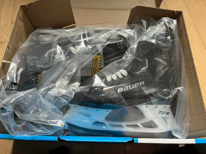 (New) Bauer Supreme Mach Hockey Skates Size 8 Fit 2
