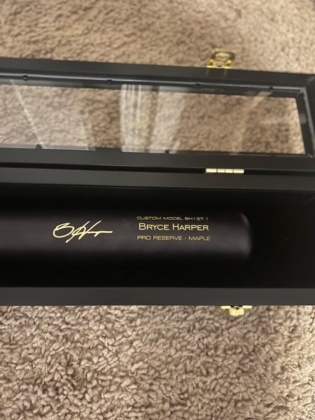 Bryce Harper Signed Collectibles – 21 NL MVP Inscription