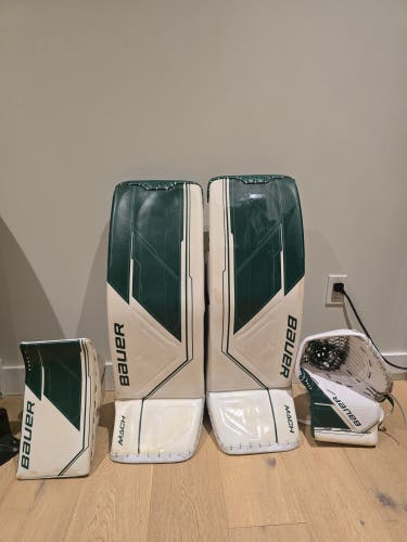 35" 2022 Bauer Mach Regular Goalie Full Set Pro Stock (Used)