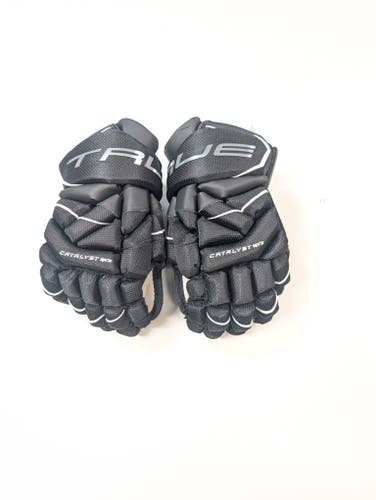 True Catalyst 7X3 Gloves 11" Black (New)