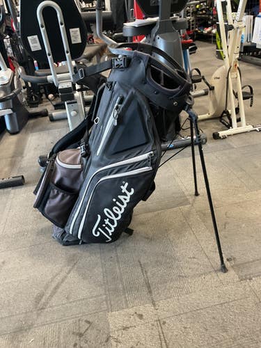 Used Titleist 14 WAY STAND BAG Mens Stand Bag Black 11614-S000226682