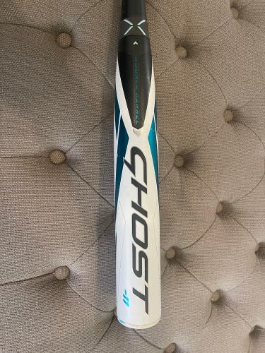 2023 Easton Ghost Composite Bat (-11) 20 oz 31" (Used)