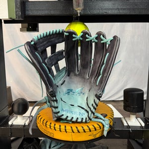 15” Miken Pro Series RH Softball Glove (New)