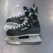 Used Bauer SUPREME 3000 Youth Hockey Skate Youth 13.0 11339-S000197176