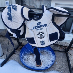Men's Small Senior Jofa 8500 Shoulder Pads (Used)