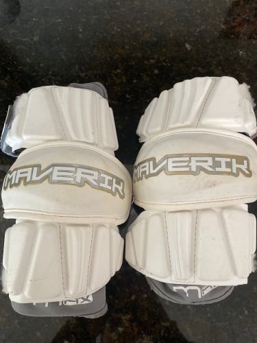 Large Adult Maverik Max Arm Pads (Used)