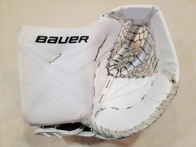 Bauer Vapor FlyLite Glove (blocker sold) in great shape!