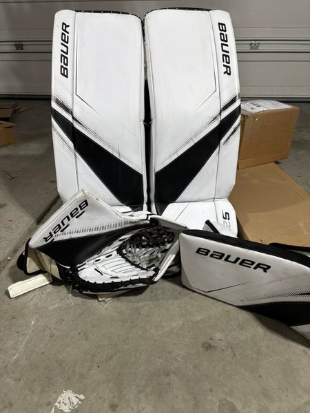 XS Senior Bauer Supreme S29 Regular Goalie Full Set (Used)