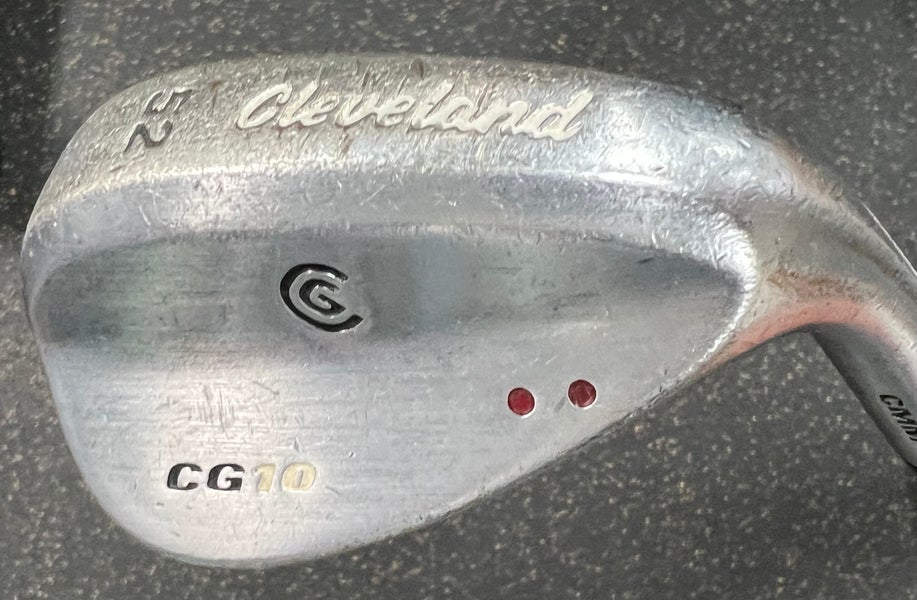 Used Cleveland CG10 Golf Wedge Mens RH 52 Degree 11497-S000154220