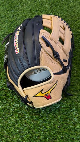 2025 Mizuno Franchise RH Outfield Baseball Glove 12.5" (NEW)