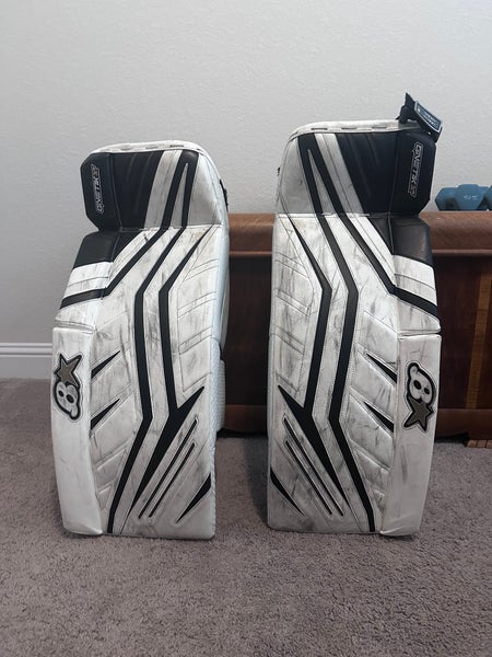 30" 2024 Brian's G-Netik X5 Goalie Leg Pads (Used)