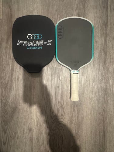 Pickleball Paddle (Used)