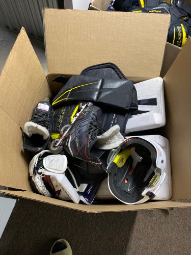 Large Bauer Reactor 7000 Goalie Chest Protector (New)