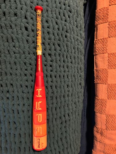 2025 Easton Hype Fire Composite USSSA Certified Bat (-10) 18 oz 28" (Used)