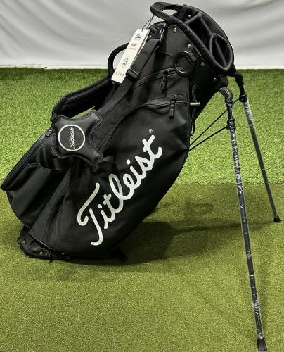 Titleist Players 5 Stand Carry Golf Bag TB23SX8 Black/White NEW