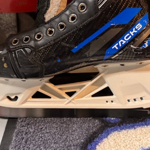 CCM AS-V Hockey Skates Regular Width Pro Stock 7.5 With MarsBlade i2 + 2 runners (Used)