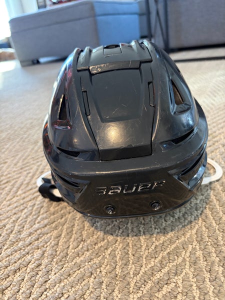 Medium Bauer Re-Akt 155 Helmet (Used)