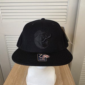 NWT Cincinnati Reds American Needle Blackout Fitted Hat 7 7/8 MLB