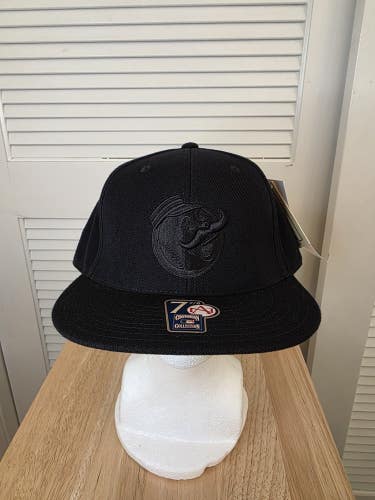 NWT Cincinnati Reds American Needle Blackout Fitted Hat 7 7/8 MLB