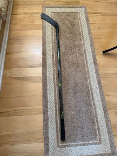 Senior CCM Ribcor Reckoner Left Hand Hockey Stick P14 75 Flex (Used)