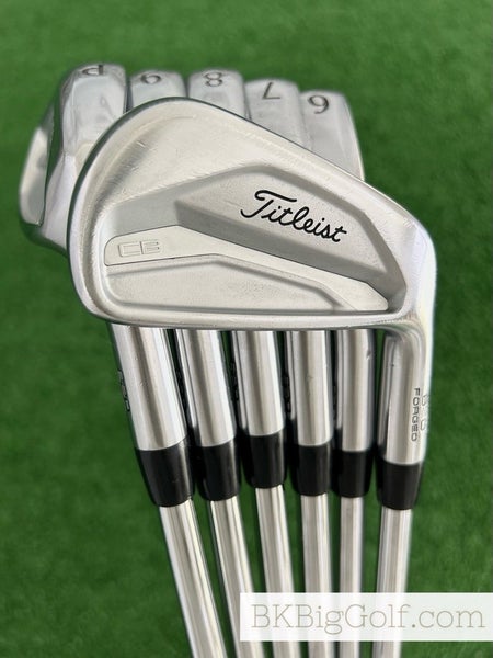 Titleist 620 CB Forged Iron Set 5-P / True Temper AMT White Stiff