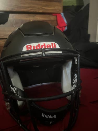 Adult Medium Riddell SpeedFlex Helmet (Used)