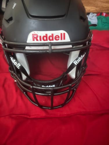 Adult Large Riddell SpeedFlex Helmet (New)
