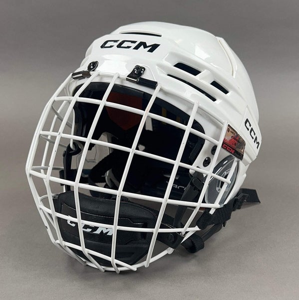CCM Tacks 720 S Small 6 3/8" to 7" Senior Hockey Helmet